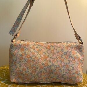 Floral shoulder bag